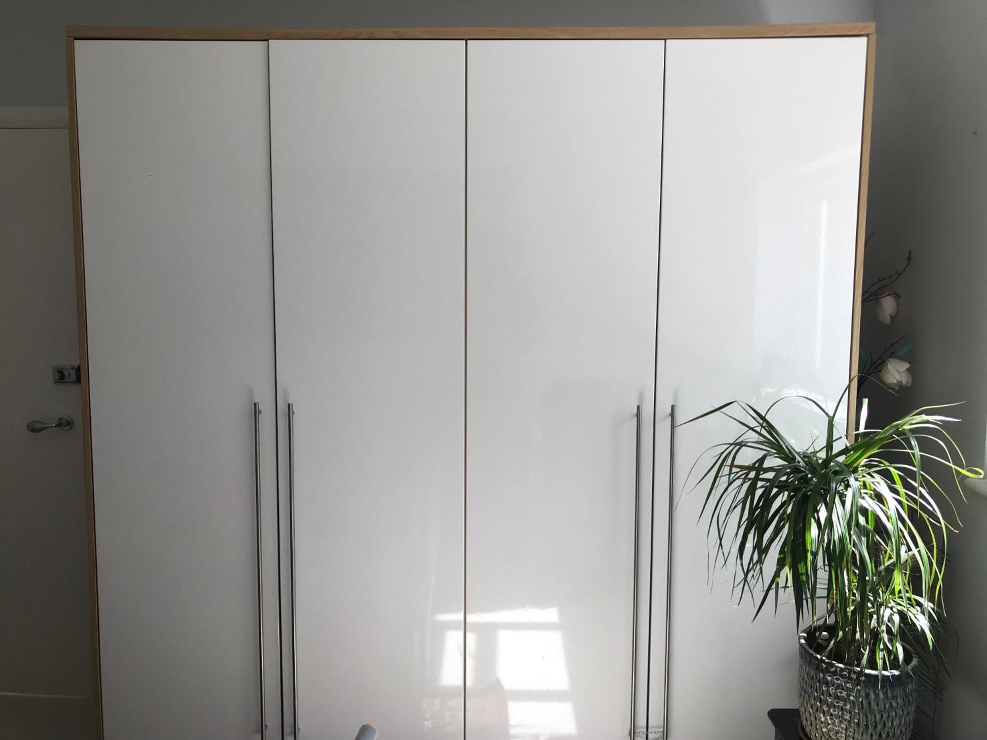 Cozy Double Bedroom In Stunning Bungalow On River Thames - Near Thorpe Park/Royal Holloway University/20Mins From Heathrow Staines-upon-Thames Exterior foto